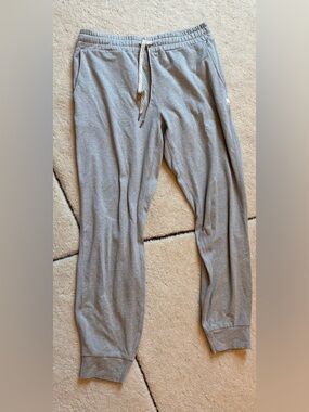 Vuori athletic pants